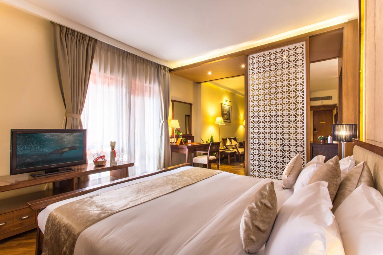 Hotel Shangri-La, Katmandu Zewnętrze zdjęcie